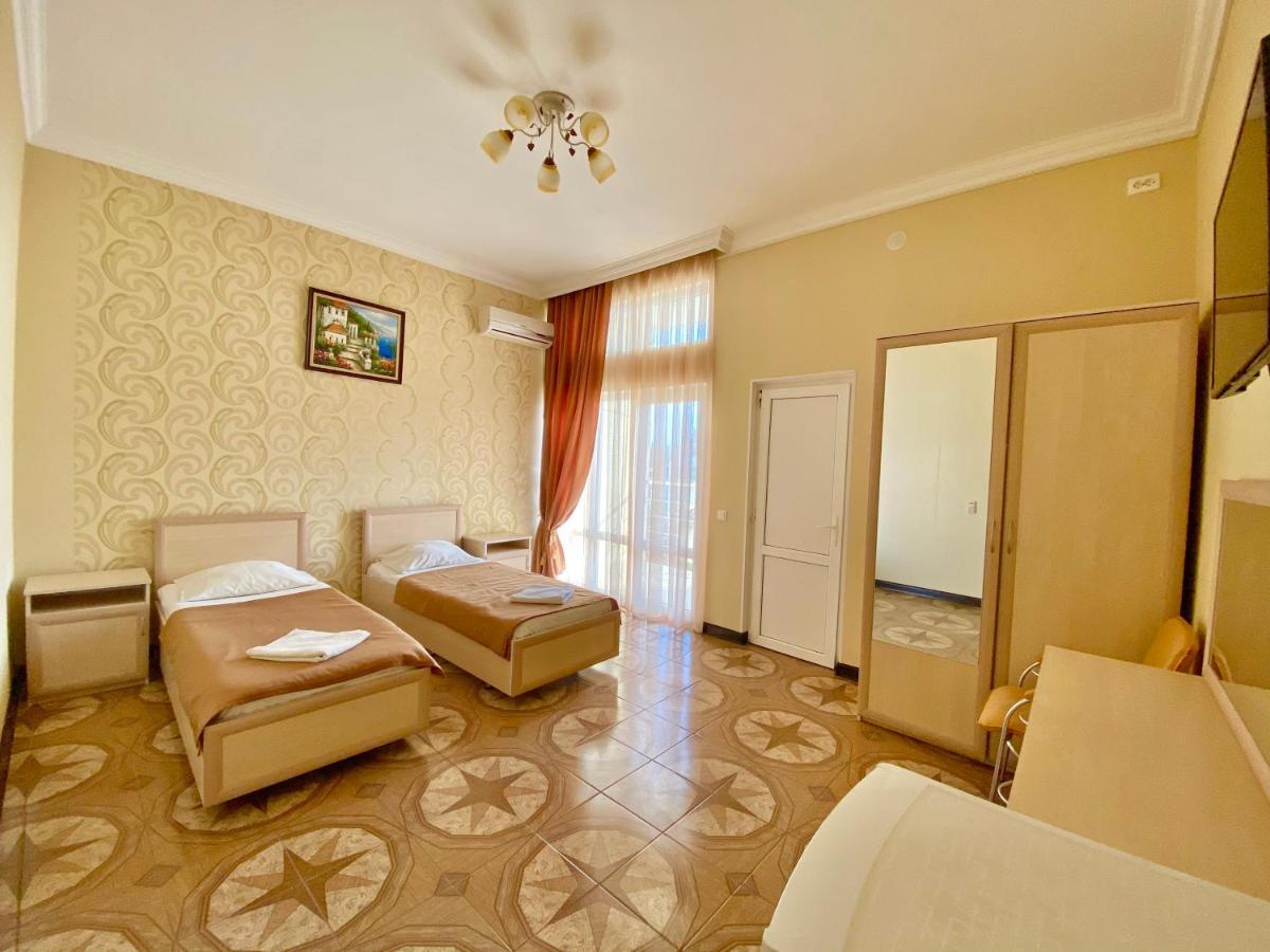 Мини-Отель Кристалл Gantiadi Extérieur photo